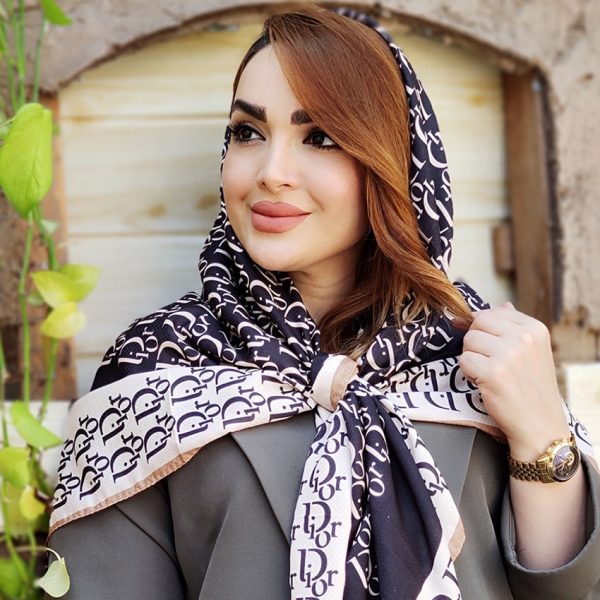 357002435-1-min روسری طرحدار قواره دار 35700243/5 - Image 1