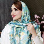 روسری طرح گل و برگ - مانتو پاتریس رشت
