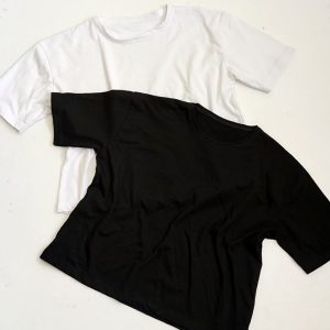 تیشرت نخ پنبه سفید مشکی کراپ - مانتو پاتریس رشت