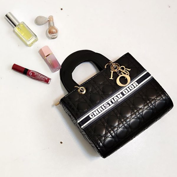 3930057-2-min کیف دستی مشکی دیور - مانتو پاتریس رشت