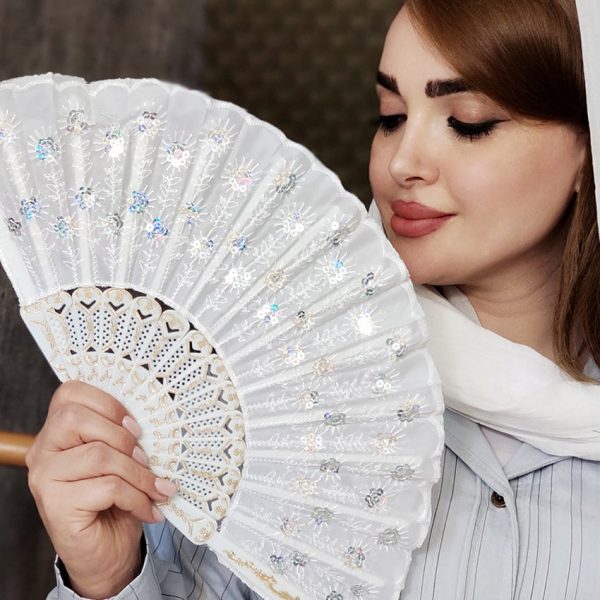 بادبزن دستی - مانتو پاتریس رشت