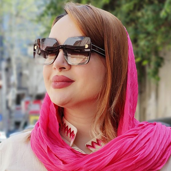 40300101-3-min عینک آفتابی دیور - مانتو پاتریس رشت