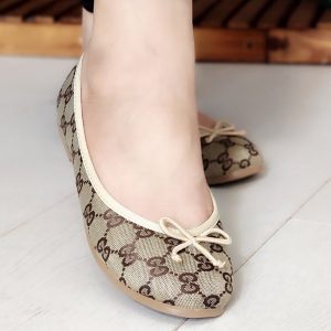 کالج پاپیونی گوچی - مانتو پاتریس رشت