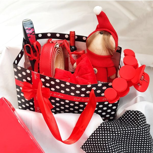 23300133-6-min پک هدیه آرایشی - مانتو پاتریس رشت