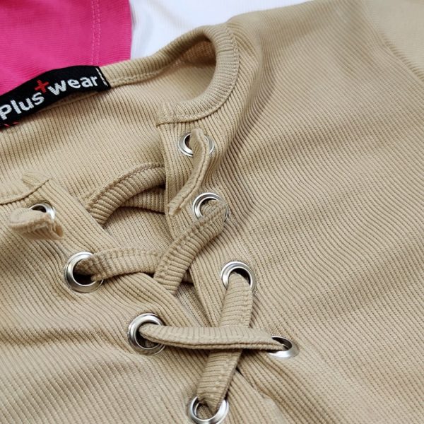 تیشرت کراپ فانریپ یقه بندی