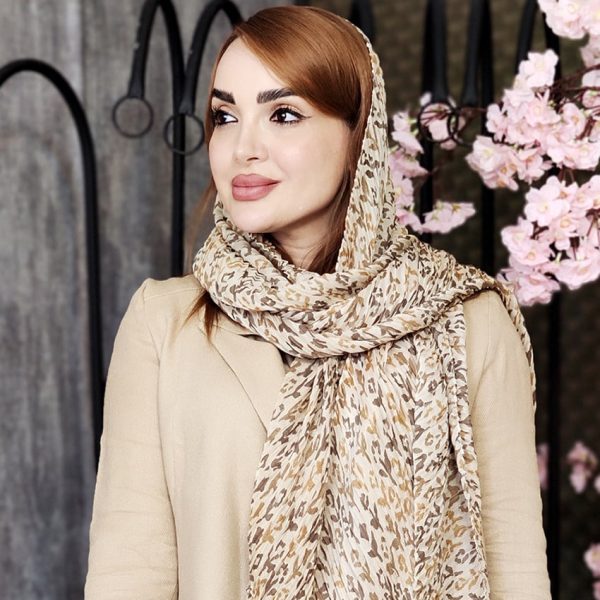 شال پلیسه حریر طرحدار - مانتو پاتریس رشت