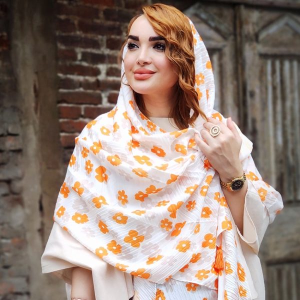 شال گل گلی -مانتو پاتریس رشت