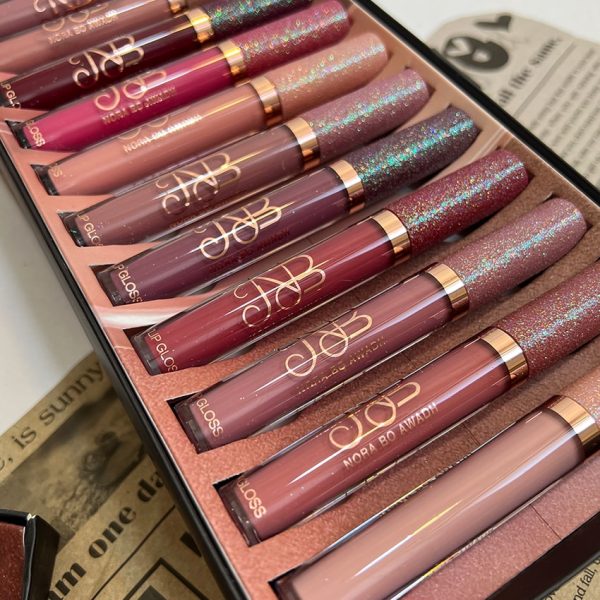 3960000-0000-min رژ مایع مات - مانتو پاتریس رشت