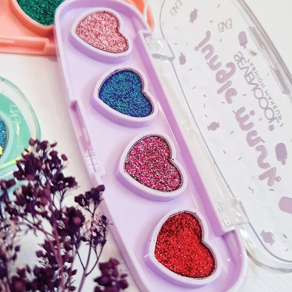 سایه چشم گلیتری قلبی