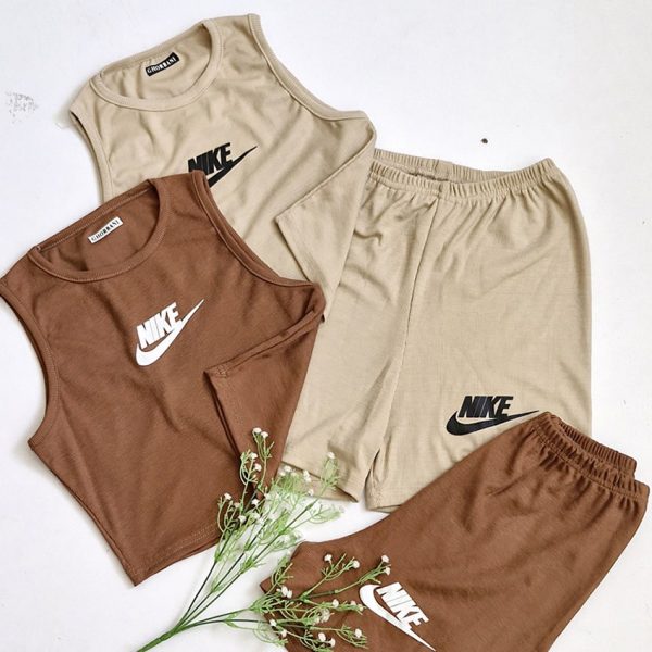 ست فانریپ نایک - مانتو پاتریس رشت