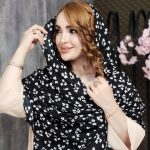 شال پلیسه مشکی گل سفید