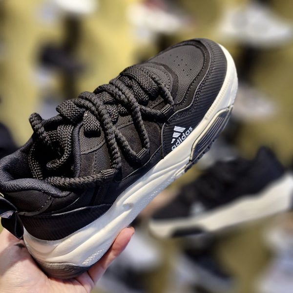 کتونی آدیداس مشکی - مانتو پاتریس رشت