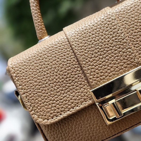 39300504-4-min کیف دستی 2 قفل - مانتو پاتریس رشت