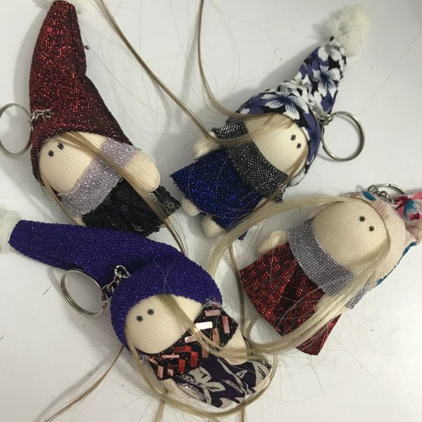 39600137-1-min جاسوییچی عروسک روسی - مانتو پاتریس رشت