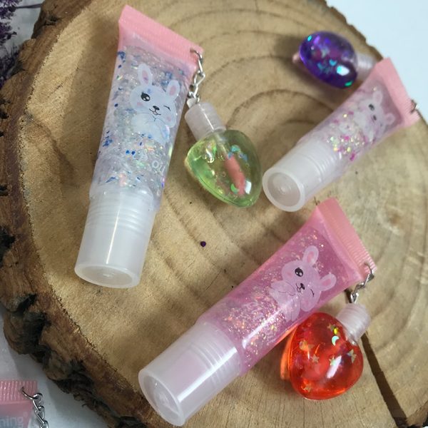 لیپ گلاس آویزدار - مانتو پاتریس رشت