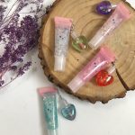 لیپ گلاس آویزدار - مانتو پاتریس رشت