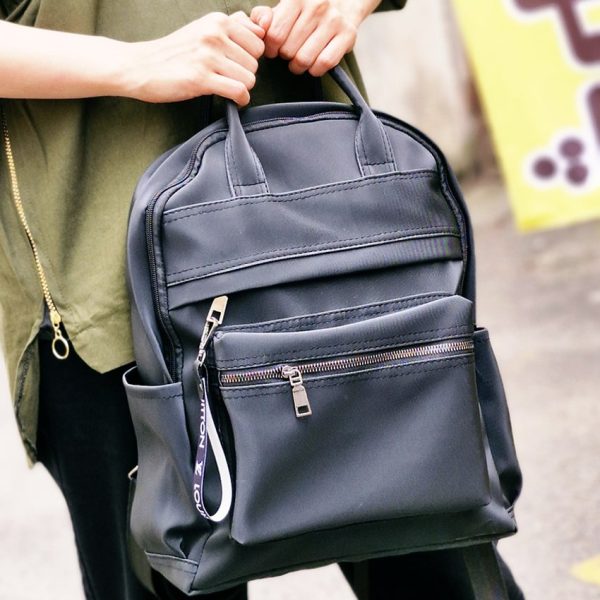 33000616-1-min کوله پشتی لویی ویتون مشکی برزنتی - مانتو پاتریس رشت