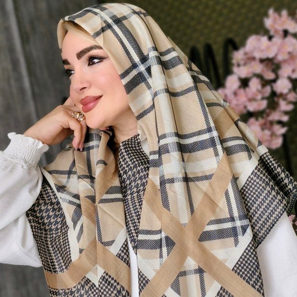 روسری راه راه پیچازی - مانتو پاتریس رشت