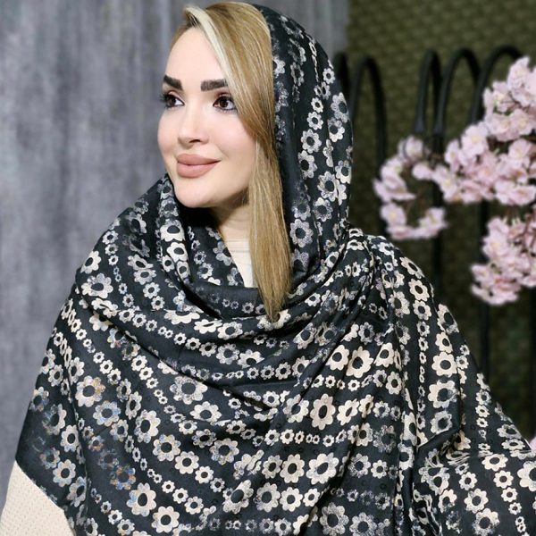 شال کرم مشکی طرحدار - مانتو پاتریس رشت