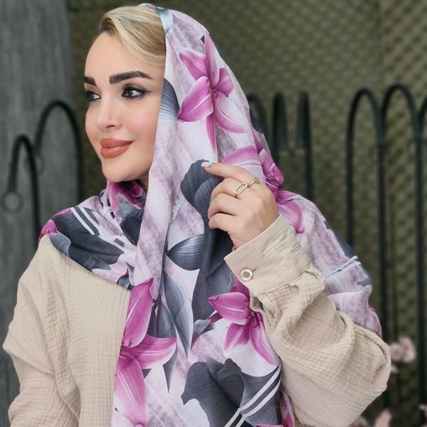 روسری طرح گل درشت - مانتو پاتریس رشت