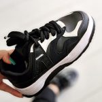 کتونی سفید مشکی چنل - مانتو پاتریس رشت