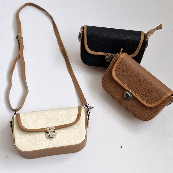 38000393-13-min کیف دوشی چرم - مانتو پاتریس رشت