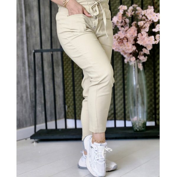 شلوار مام جلوجیب کرم - مانتو پاتریس رشت