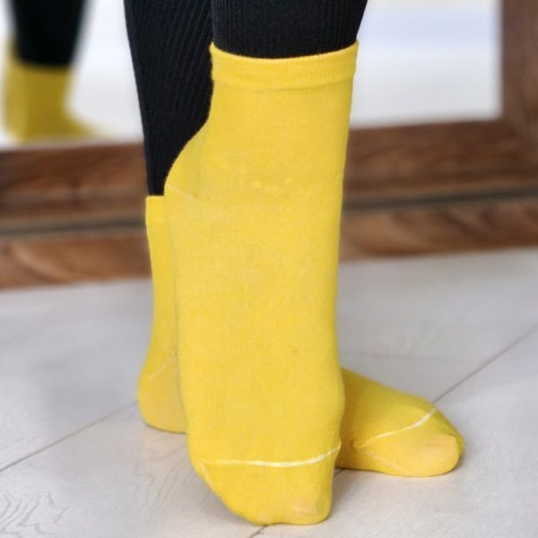 جوراب نیم ساق رنگی - مانتو پاتریس رشت