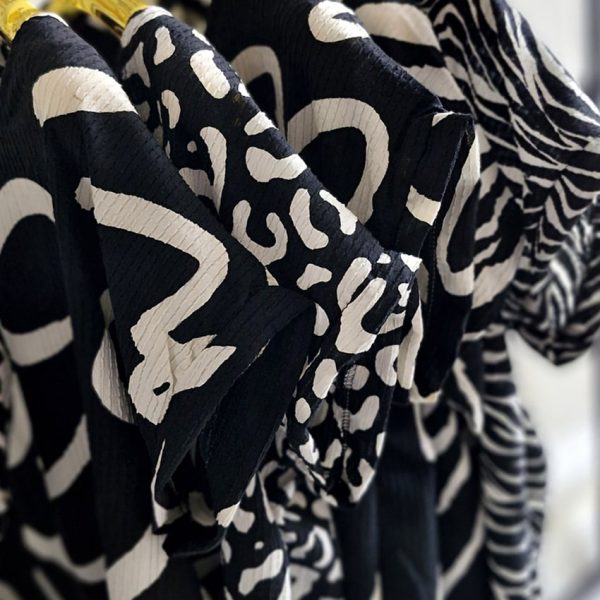 تیشرت کراش طرحدار - مانتو پاتریس رشت