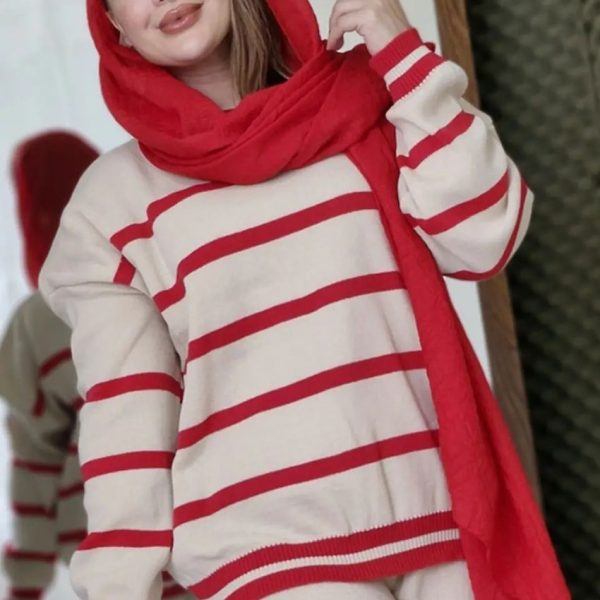 بلوز بافت راه راه یقه گرد - مانتو پاتریس رشت