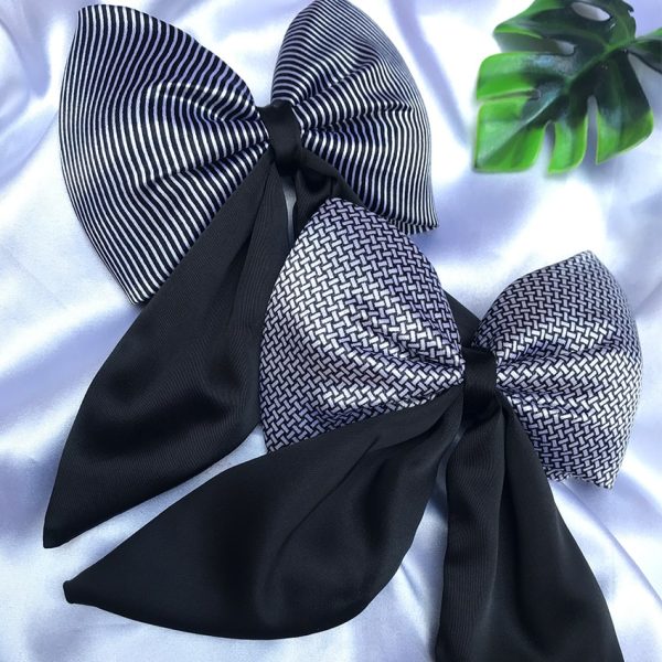 40400123 (2)-min گیره مو ساتن پاپیون _ مانتو پاتریس رشت