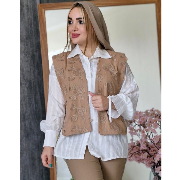 41700137-1-min ست شومیز وست گل برجسته - مانتو پاتریس رشت