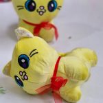 عروسک گربه زرد - مانتو پاتریس رشت