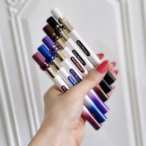 خط چشم رنگی _ مانتو پاتریس رشت