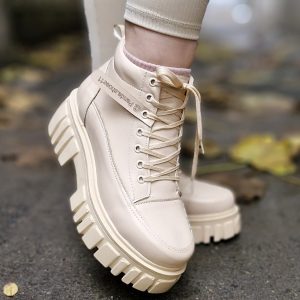 بوت کرم بندی - مانتو پاتریس رشت