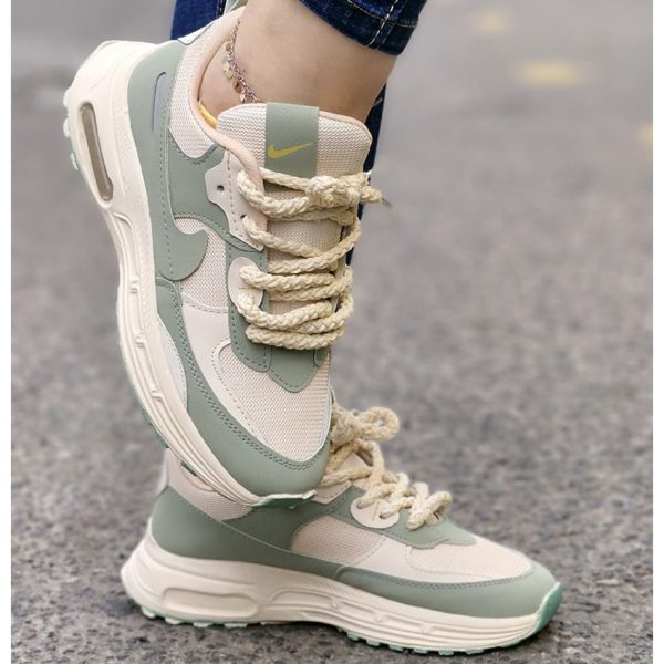 33000398-2-min کتونی نایک سبزکرم مانتوپاتریس_رشت