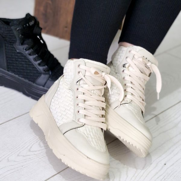 نیم بوت آجری کاپشنی - مانتو پاتریس رشت