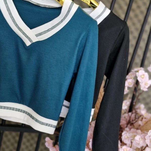 بلوز کراپ نوار سفید - مانتو پاتریس رشت