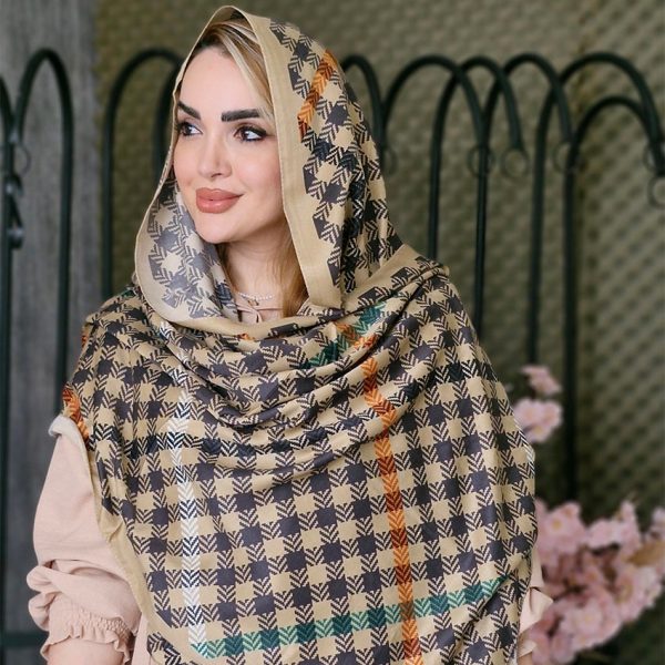 شال مربعی طرحدار - مانتو پاتریس رشت