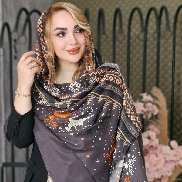 شال پاییزه گوزن - مانتو پاتریس رشت