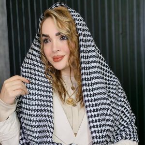 شال بافت پیچازی سفید مشکی