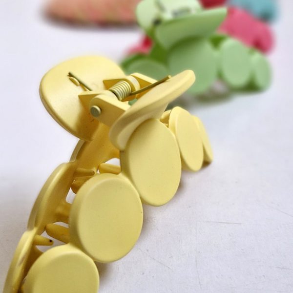 کلیپس دایره - مانتو پاتریس رشت