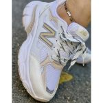 کتونی نیوبالانس سفید کرم - مانتو پاتریس رشت