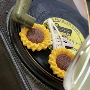 سنجاق مو آفتابگردان_مانتو پاتریس رشت