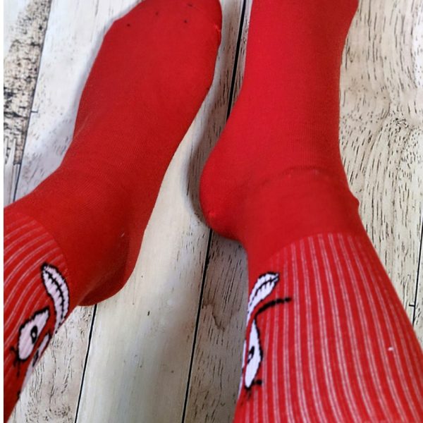 جوراب لبخندی قرمز- مانتو پاتریس رشت
