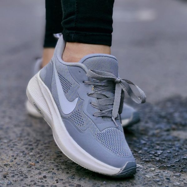 کتونی نایک طوسی - مانتو پاتریس رشت