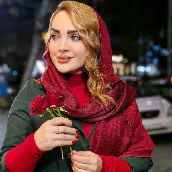 شال مخمل زرشکی - مانتو پاتریس رشت