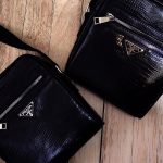 کیف چرم مشکی- مانتو پاتریس رشت