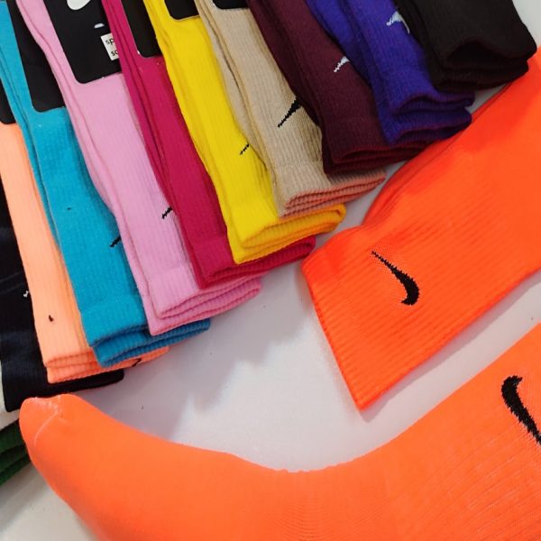 جوراب ساقدار نایک مداد رنگی - مانتو پاتریس رشت