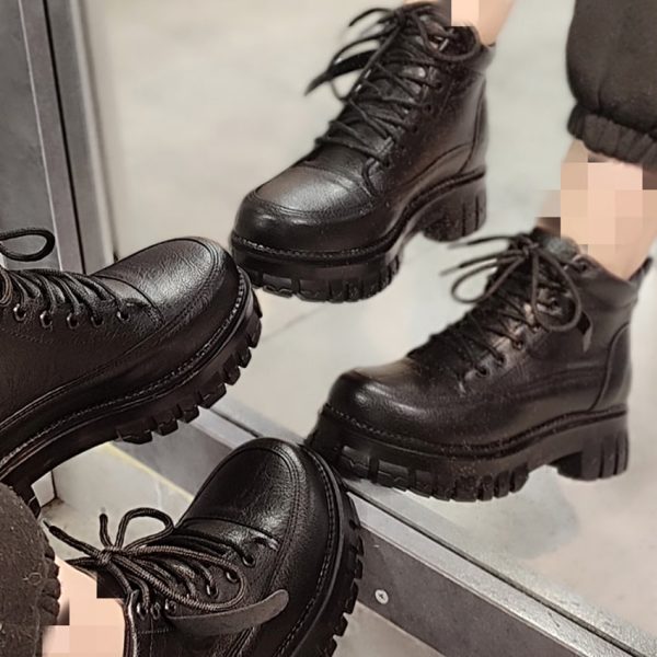 نیم بوت مشکی بندی - مانتو پاتریس رشت